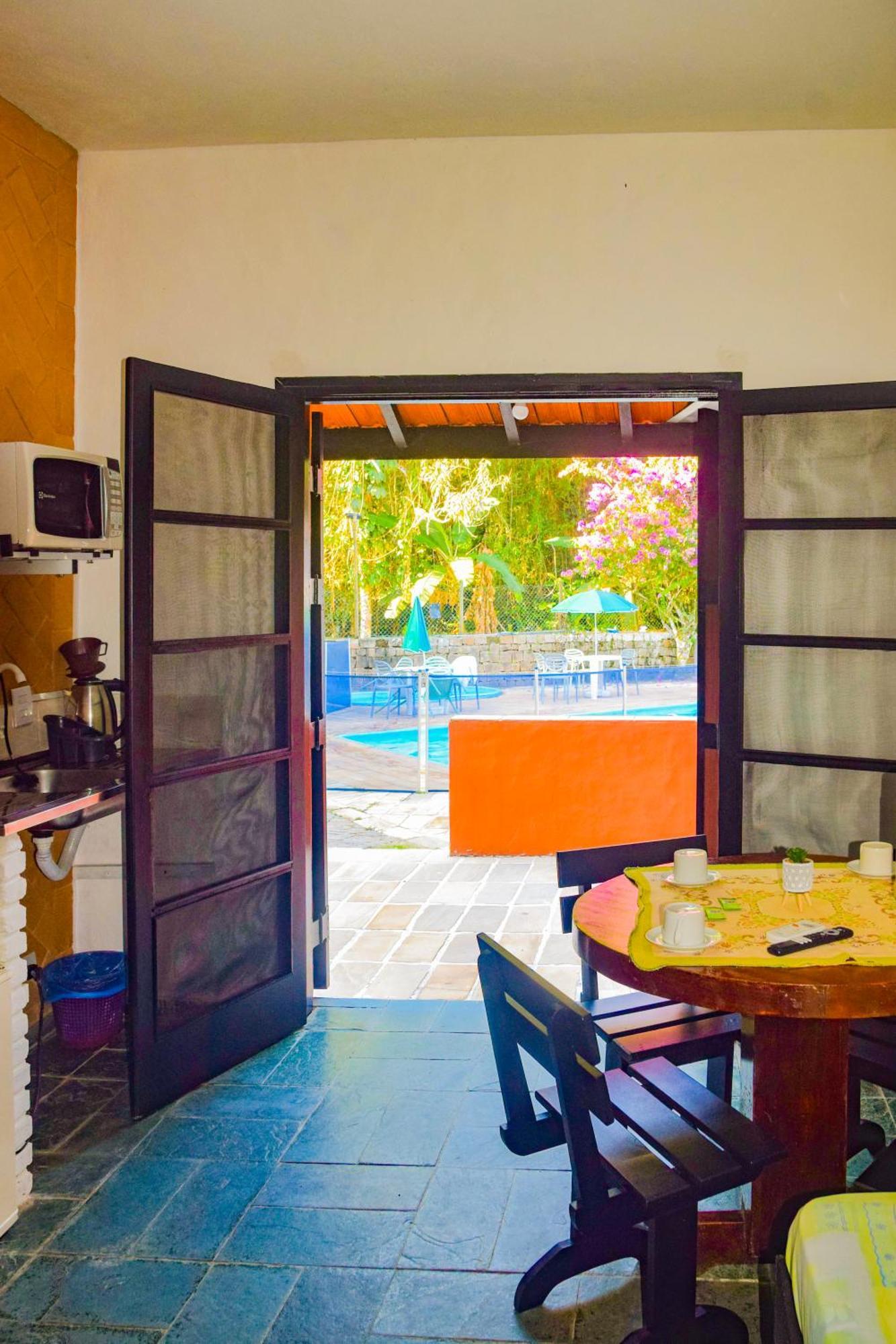 Chales Suites Ubatuba Paradise Toninhas Exterior photo